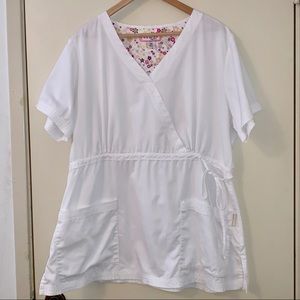 2XL white Koi scrub top